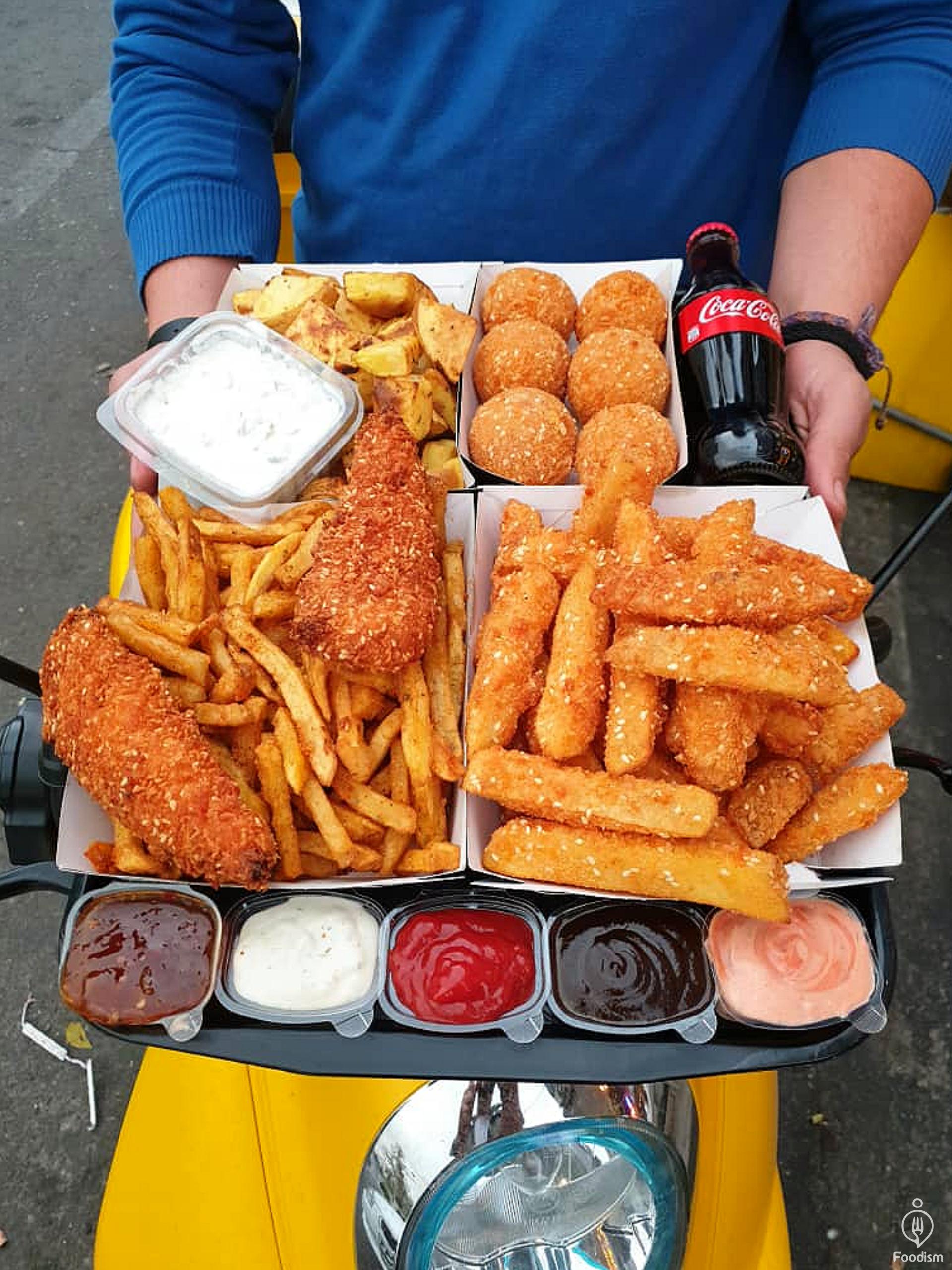 گزارش فست فود دیب دمینی؛ پاتوق عاشقای سیب زمینی!