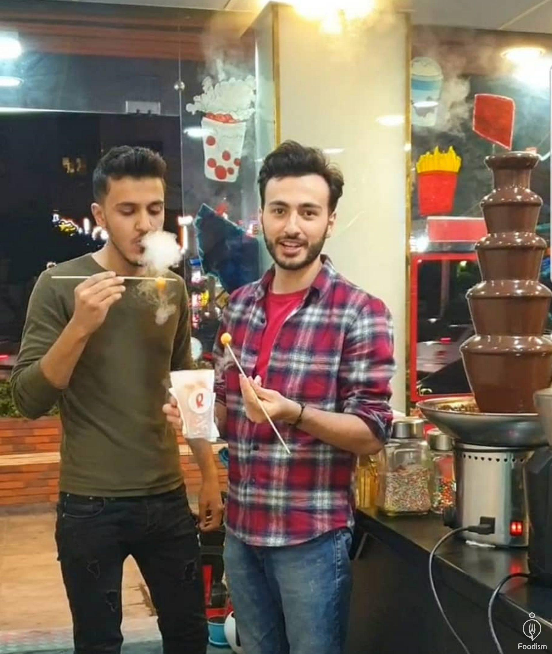 کرج: پفک نیتروژنی در کافه ریبون!