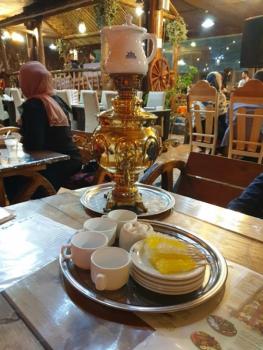 تبریز: چوخ اوزون کباب 3 متری و موسیقی زنده آذری